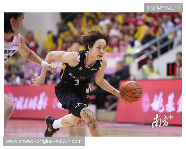 女篮队连续快攻引发场面白热化